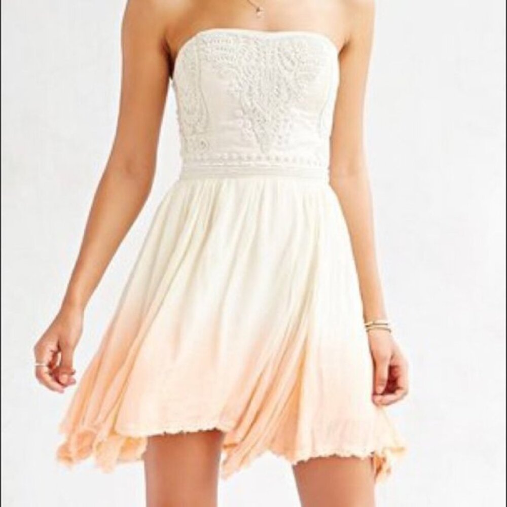 Ecoté Boho Strapless Sunset Ombre Mini Dress (Festival ready!)